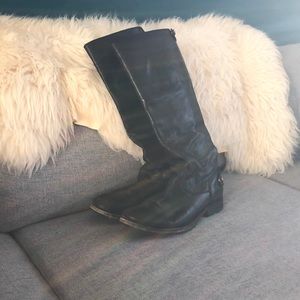 Frye Melissa Button Back Zip